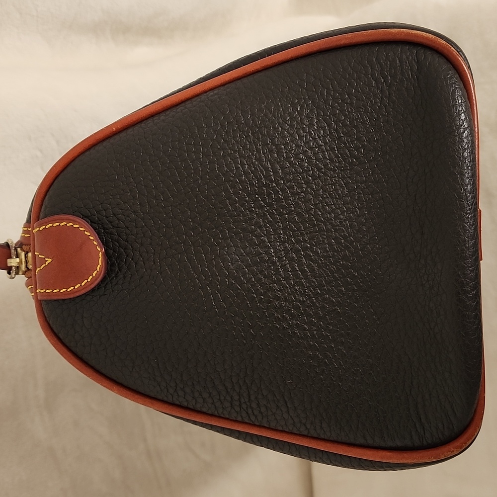 Dooney and Bourke All Weather Leather Dark Brown Barrel Satchel - Picture 3 of 9